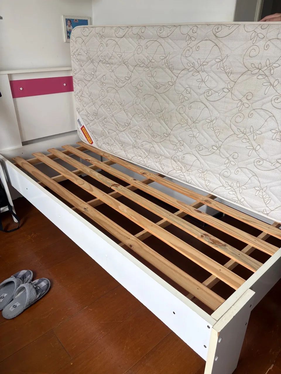 Cama de solteiro com colchão  - Foto 2