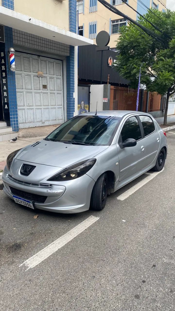 Peugeot 207 2012