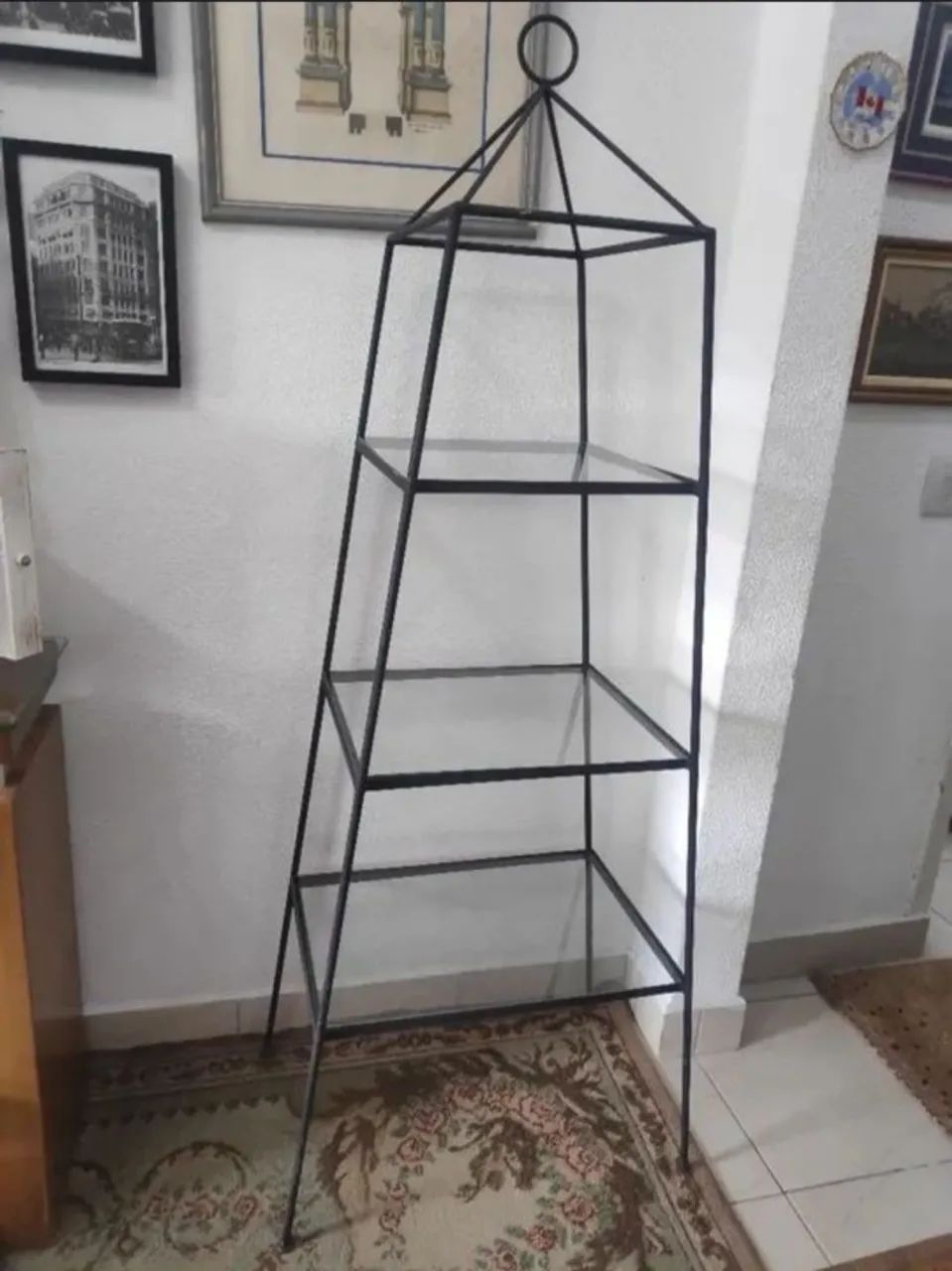 Estante de ferro 