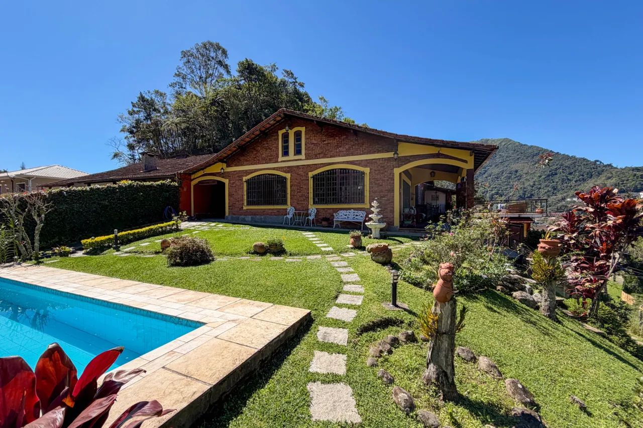 Casa com 7 quartos no Comary, Teresópolis. - Foto 2
