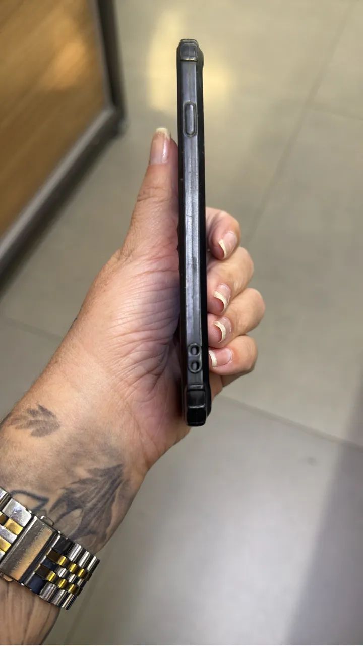 iPhone SE 128 gigas 2 geração. - Foto 2