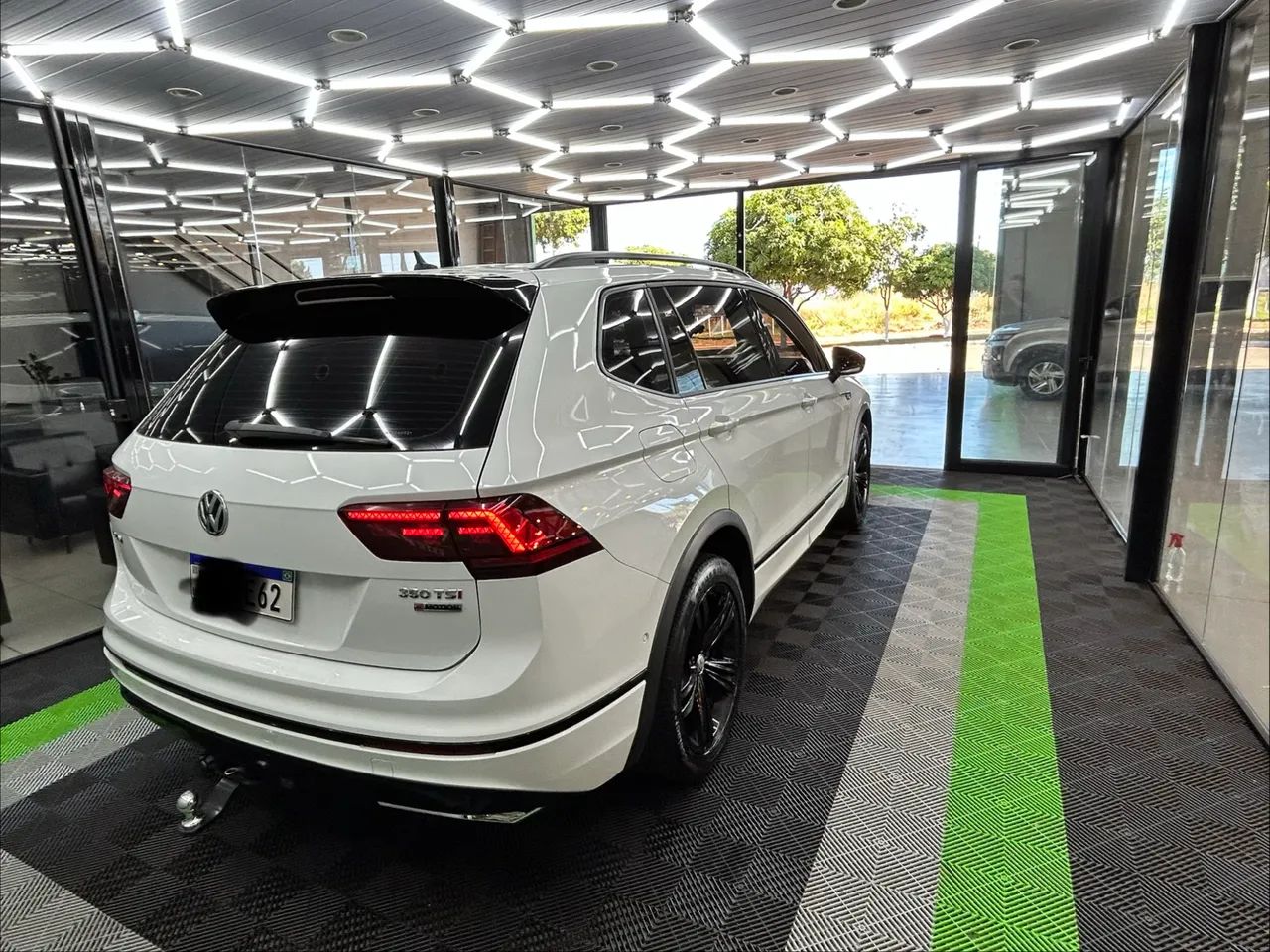 Volkswagen Tiguan TIGUAN Allspac R-Line 350 TSI 2.0 4x4 2021