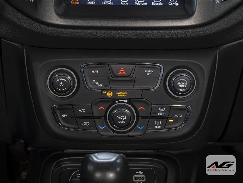 Jeep Compass TRAILHAWK 2.0 4x4 Dies. 16V Aut., foto 7 de 16