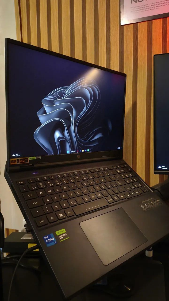 Notebook Predator Helios Neo16