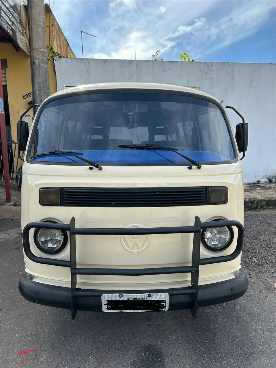 Volkswagen Kombi Standard/ Luxo/ Serie Prata 1987