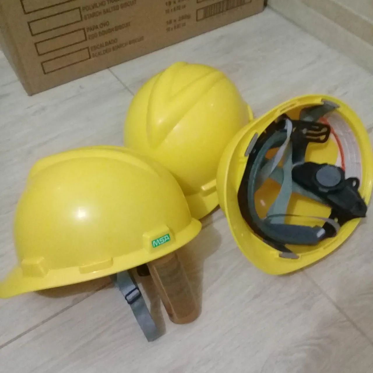 Capacete MSA com catraca