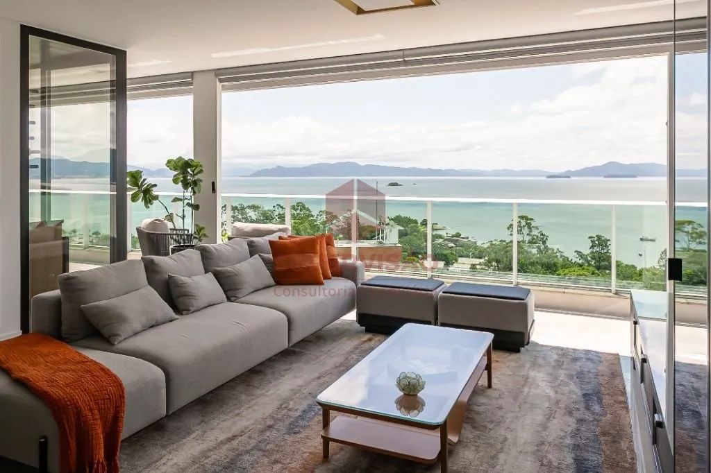 Cobertura com 3 suítes à venda, 217 m² - Beira Mar - Florianópolis/SC