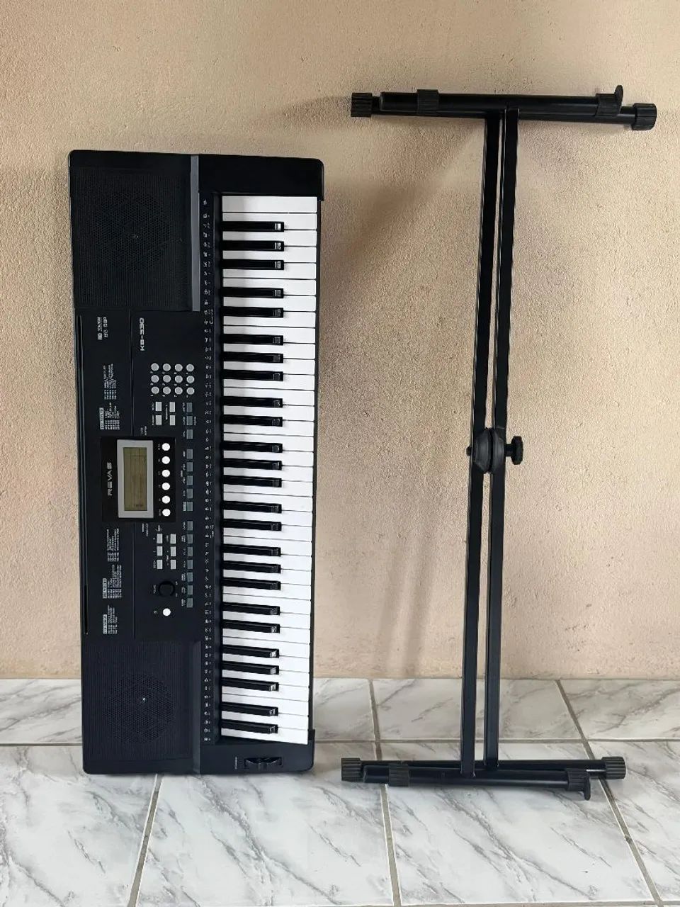 Teclado Roland Revas Kb-330 + sustain + fonte - Foto 6