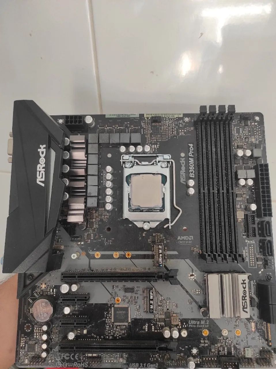 Vendo Um processar Intel I5-8400 SR3QT 2.80GHZ