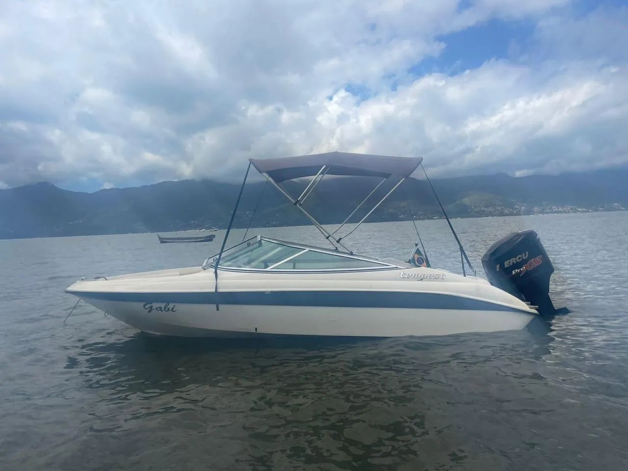 Lancha Tempest 180