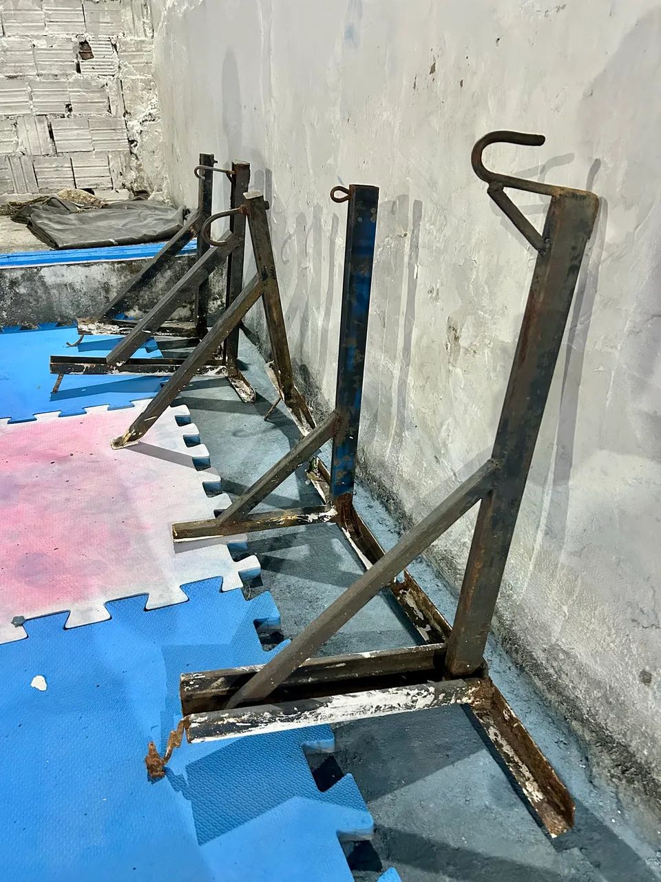 Suporte para saco de pancada  - Foto 4