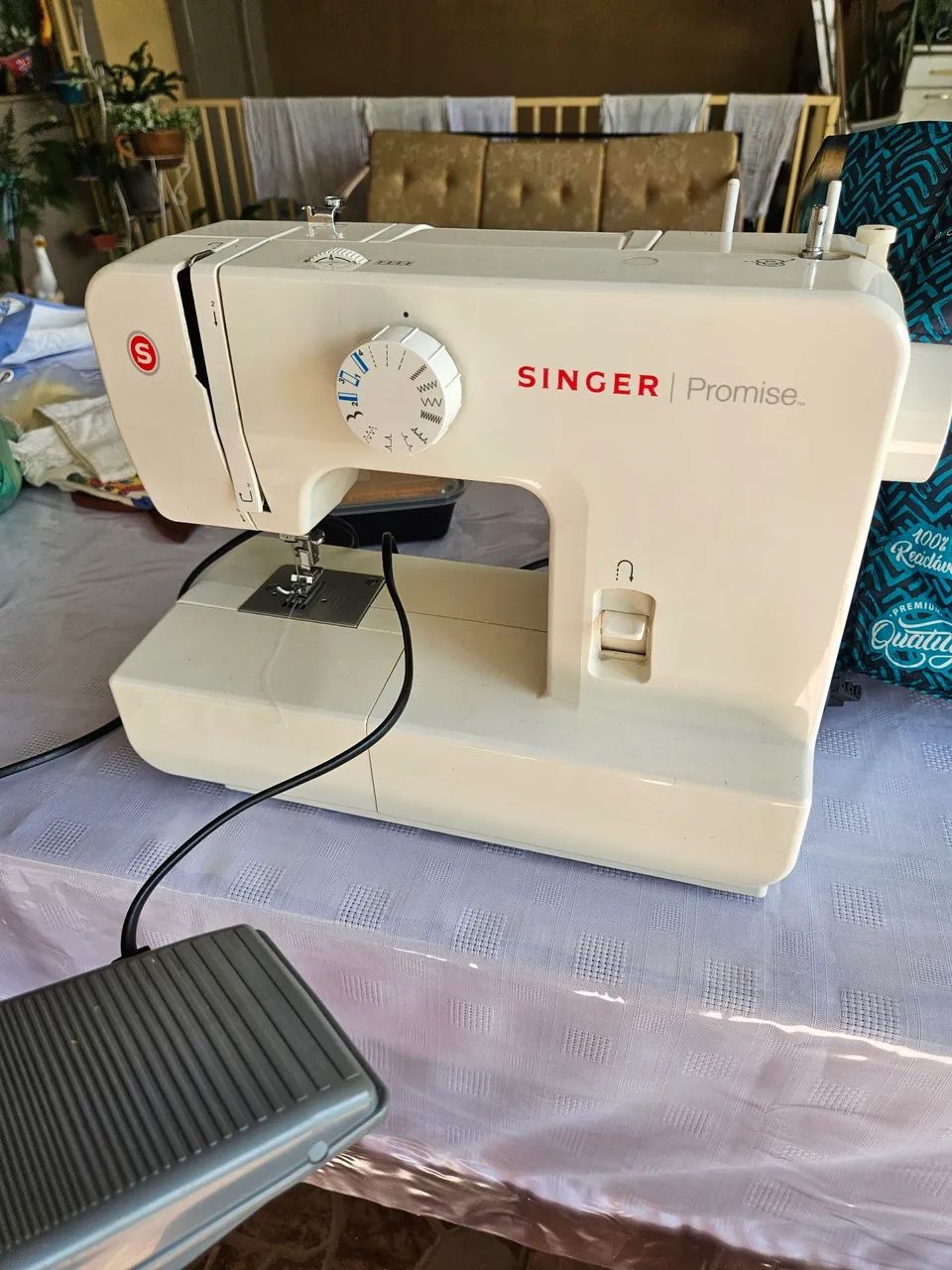 Máquina de costura Singer  - Foto 2