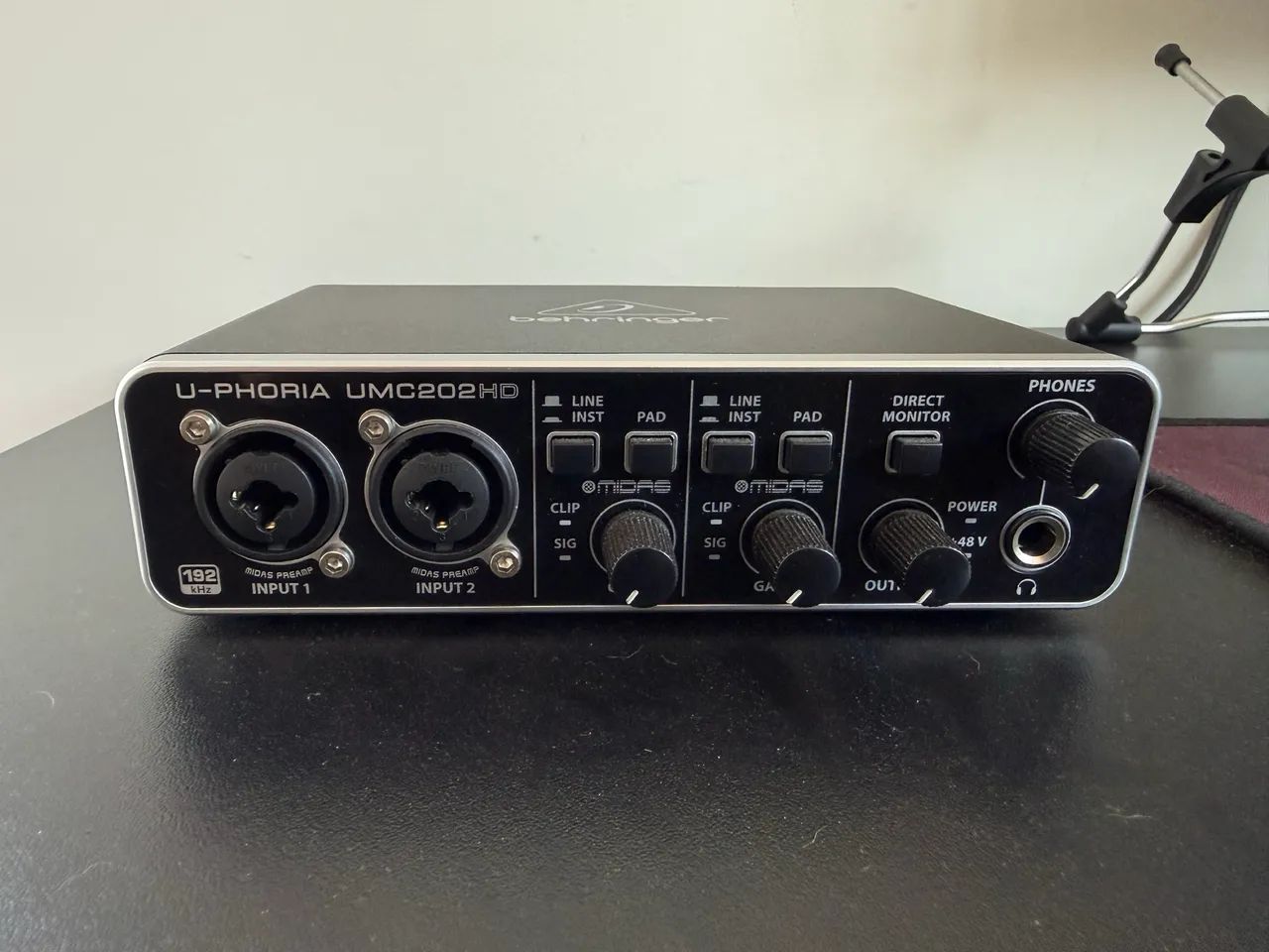 Interface Áudio Behringer UMC202HD