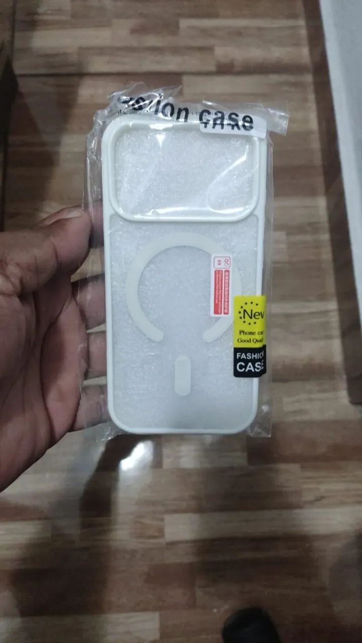 Capa iPhone Pro Max 15-16 Nicho Grande - Foto 4