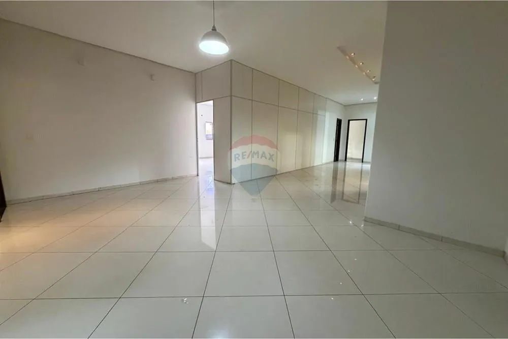 Prédio Comercial na Prefeito João de Souza, esquina com a Praça da Bandeira! - Foto 5