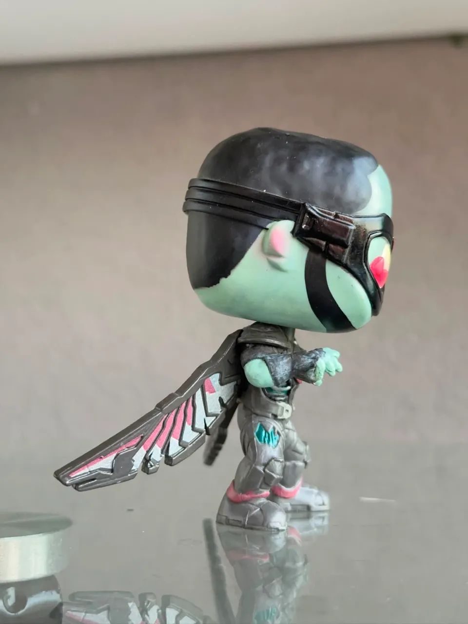 Funko Pop Marvel What If Zombie Falcon  - Foto 2
