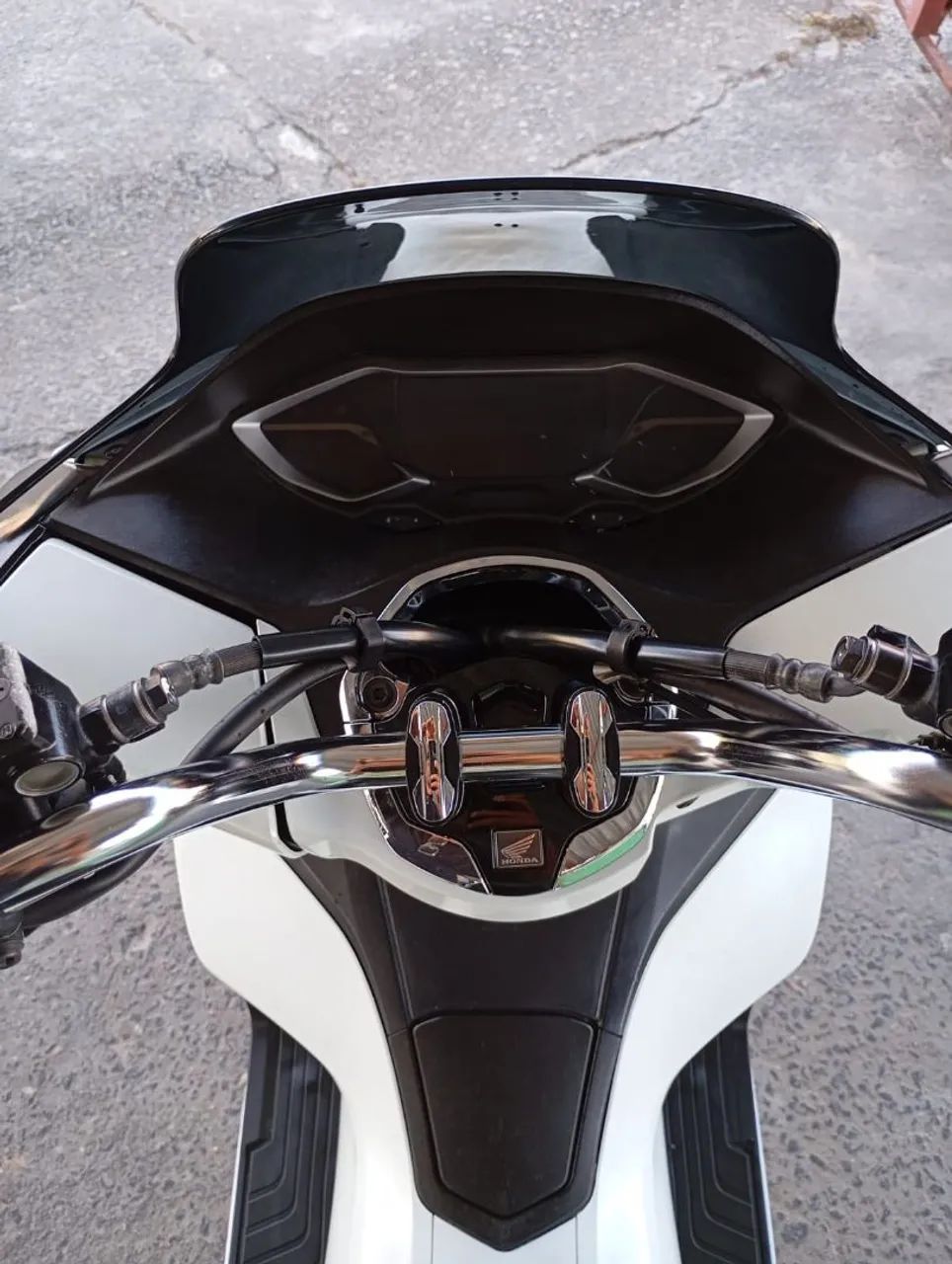 Honda PCX 160 só com 6 mil kms! - Foto 6