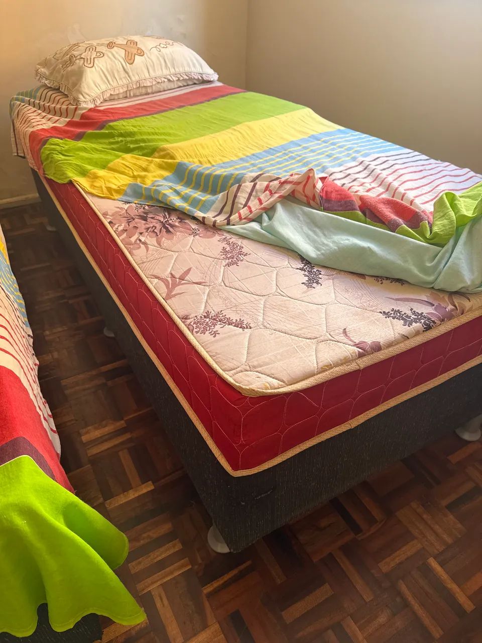 Vendo cama 80 $ - Foto 2