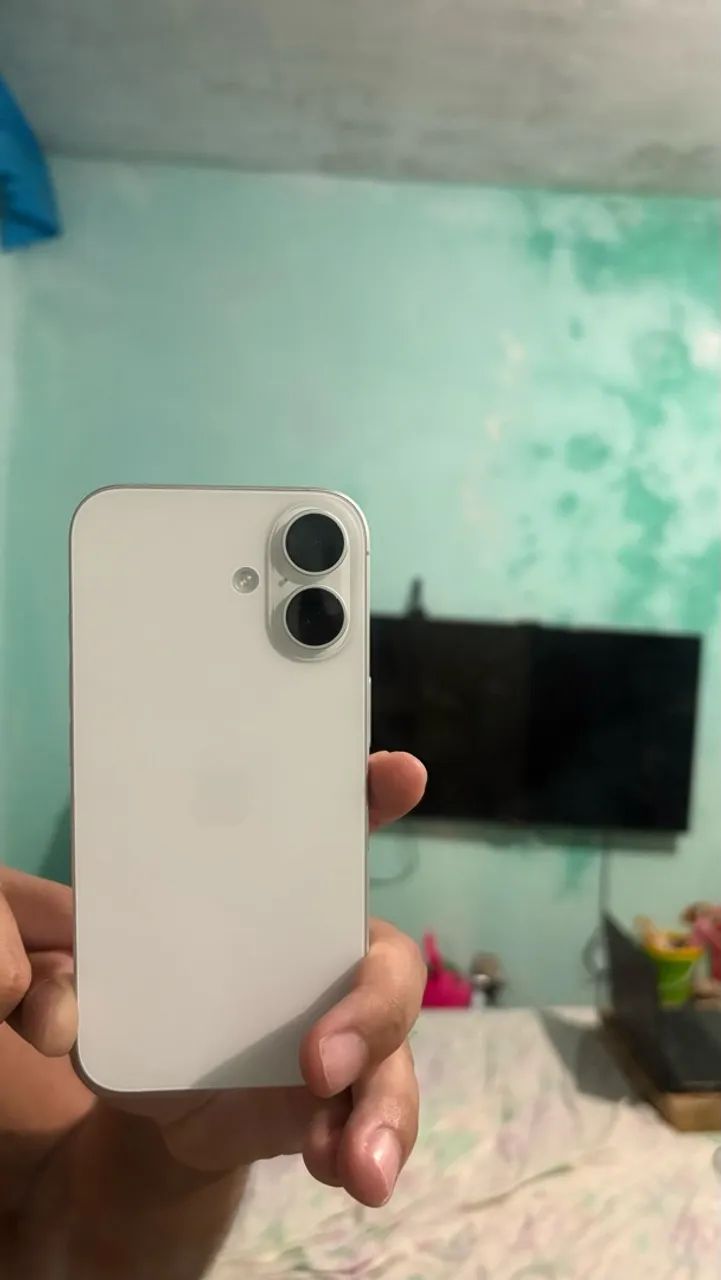 iPhone 16 128gb 4 meses de uso - Foto 3