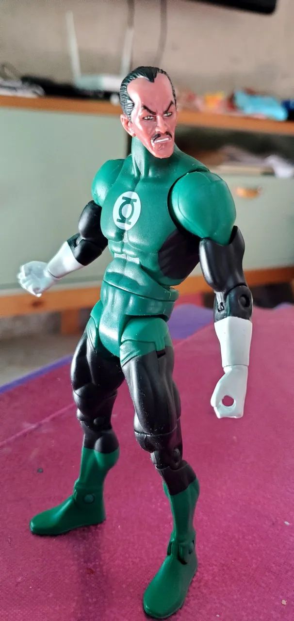 Sinestro DC universe,do pac dos 5 lanternas verdes - Foto 2