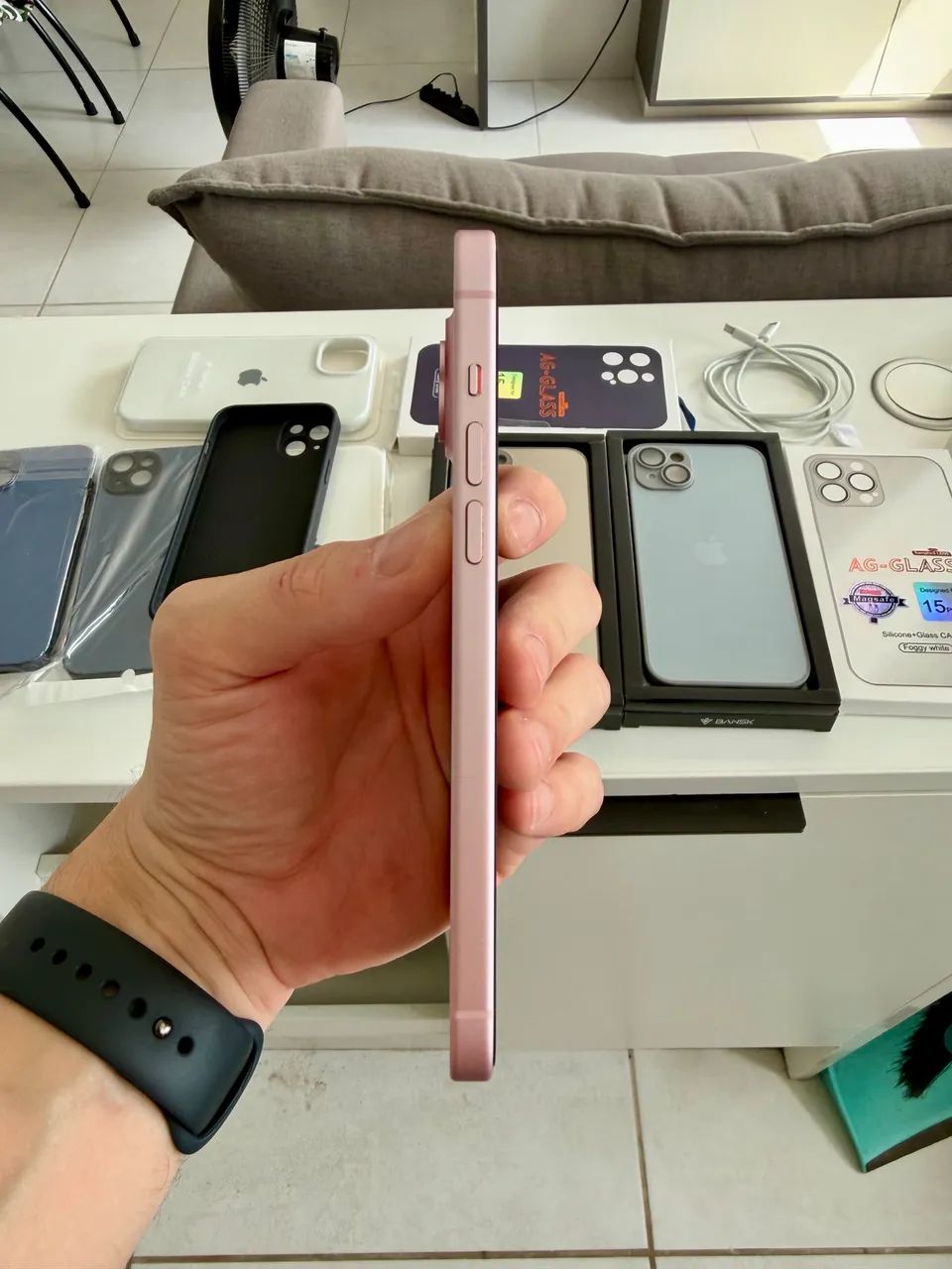 iPhone 15 Plus - Foto 4