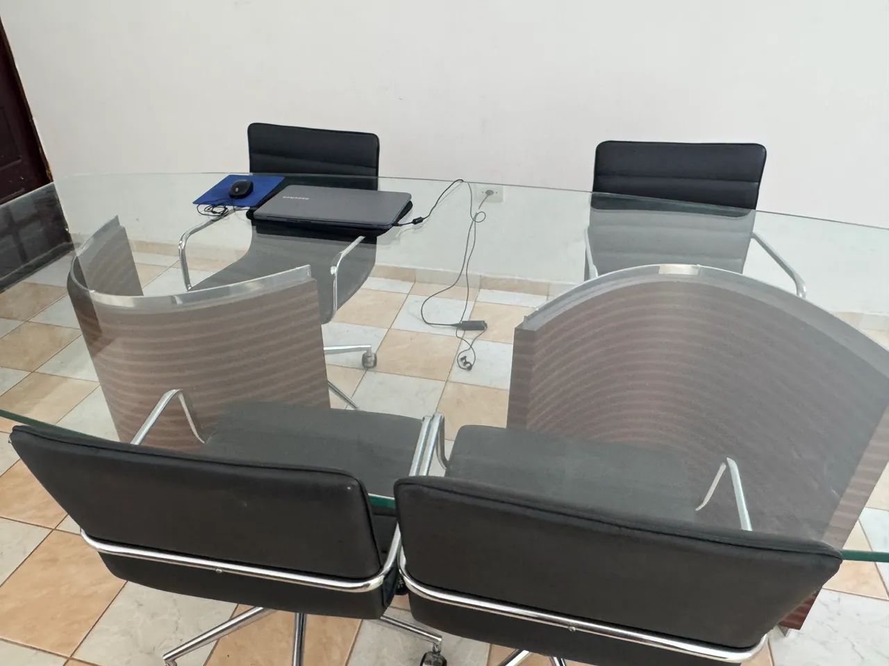 Mesa de Vidro de Alto Padrão - Excelente Estado - Foto 4
