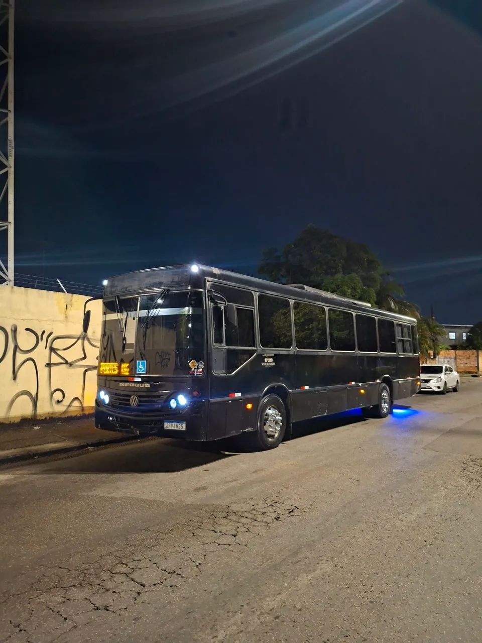 ÔNIBUS À VENDO MWM X10 