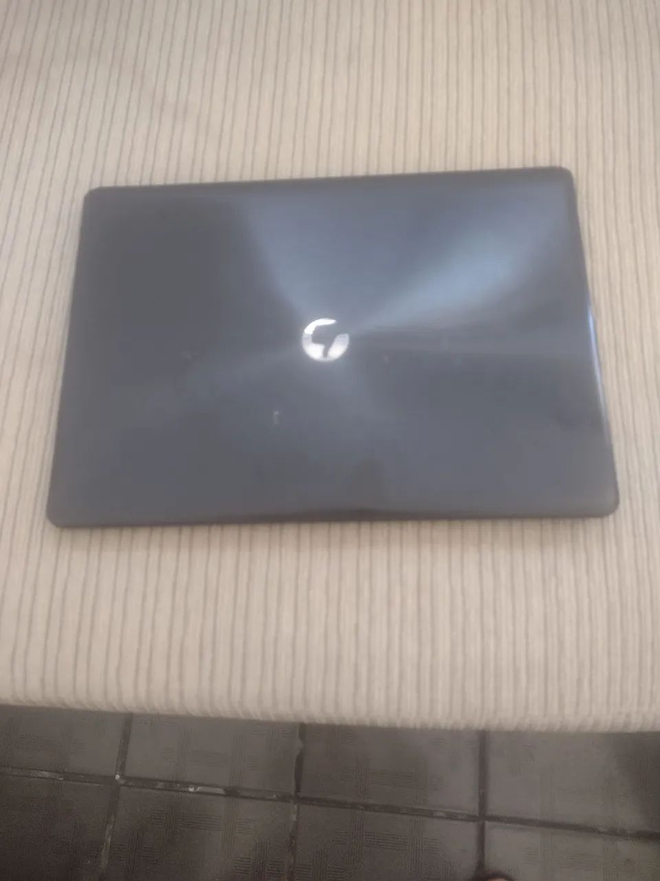 Notebook semi novo
