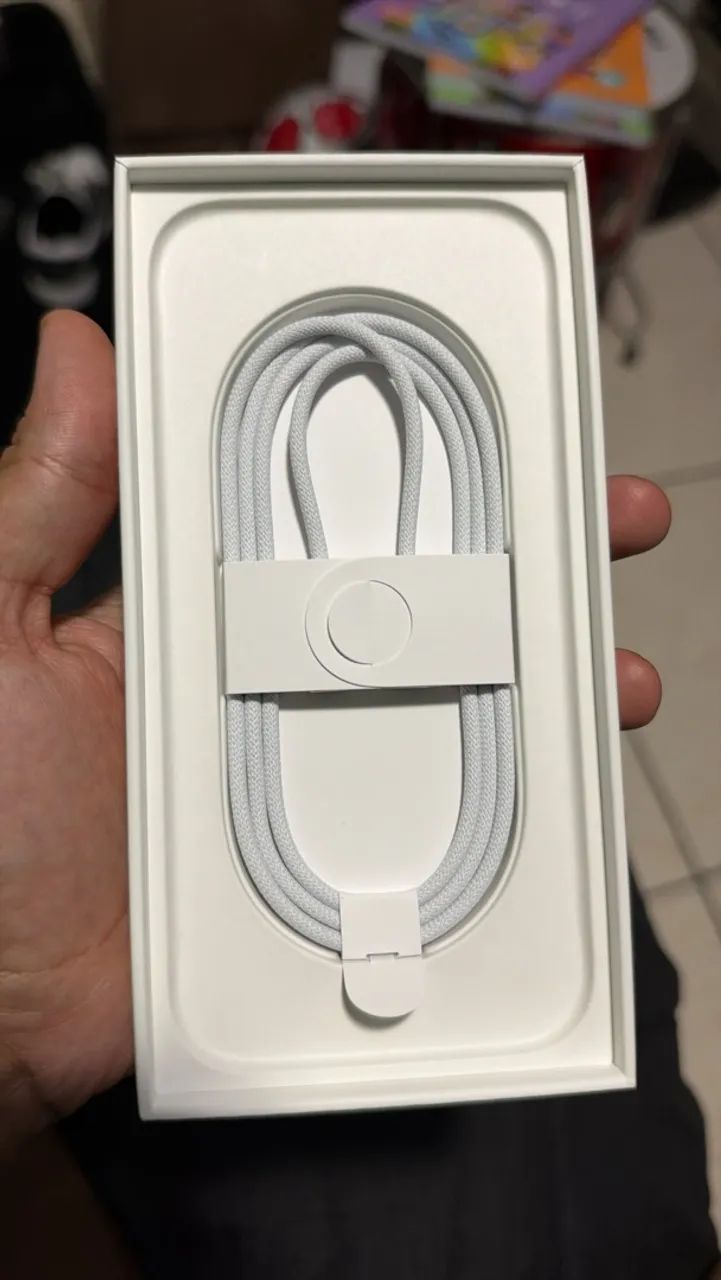 Cabo original da Apple 