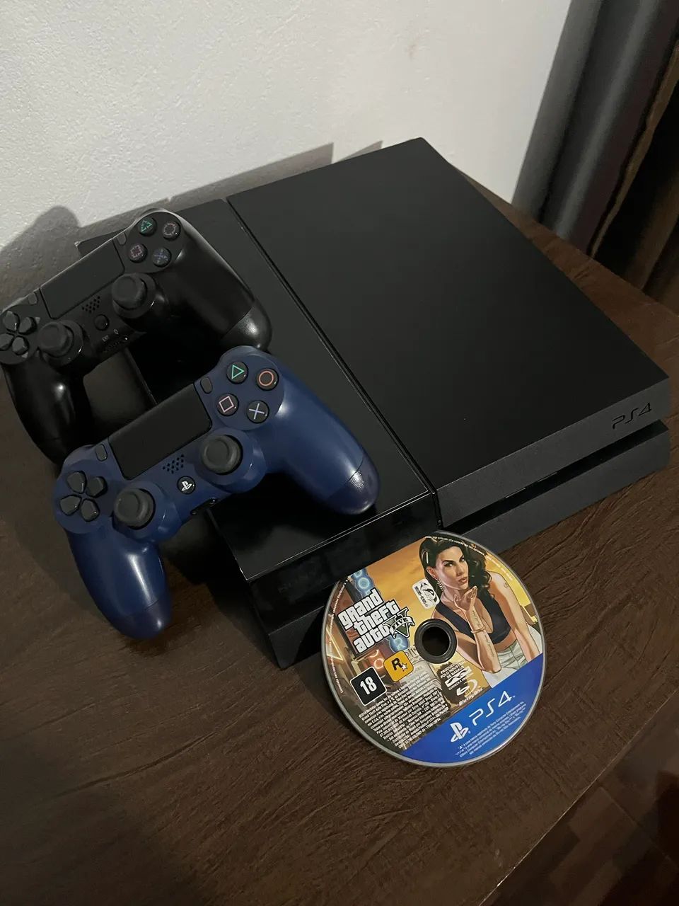 Playstation 4 FAT + Gta 5 