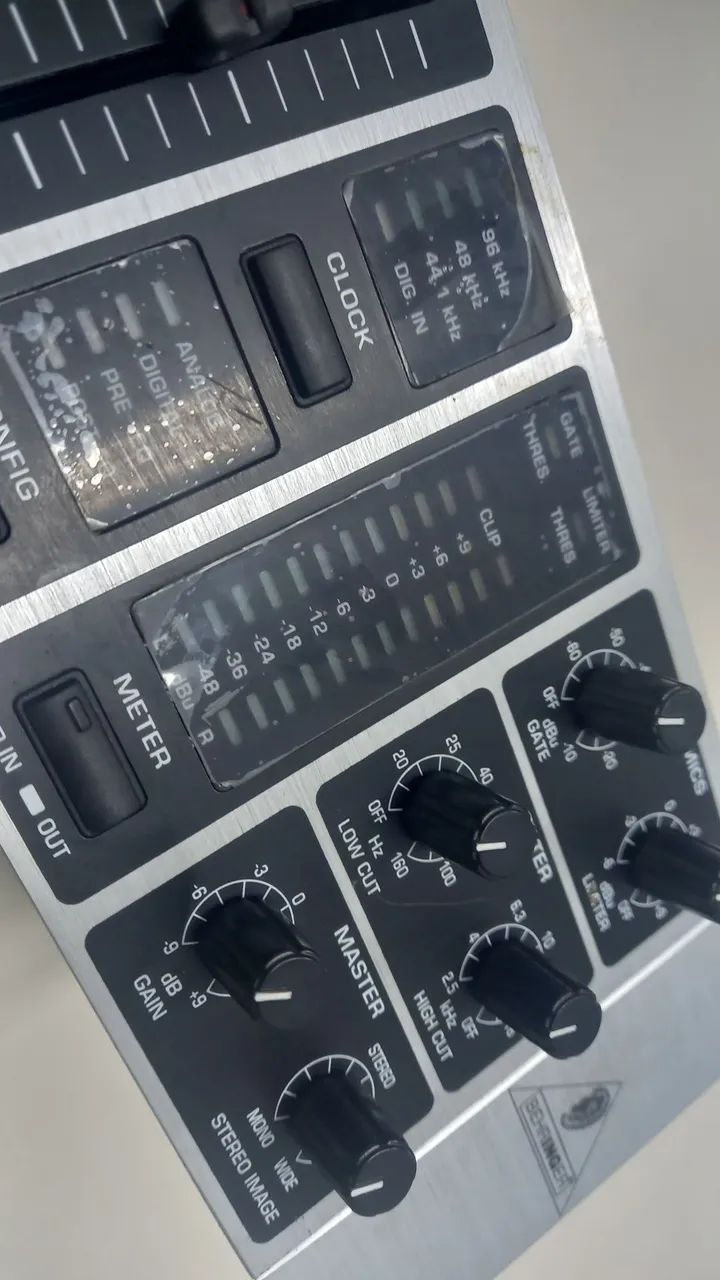 Behringer ultragraph digital DEQ1024 - Foto 4