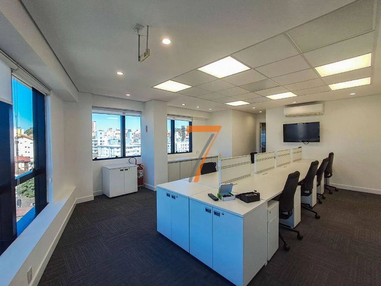Sala para alugar, 110 m² por R$ 11.400,00/mês - Estreito - Florianópolis/SC