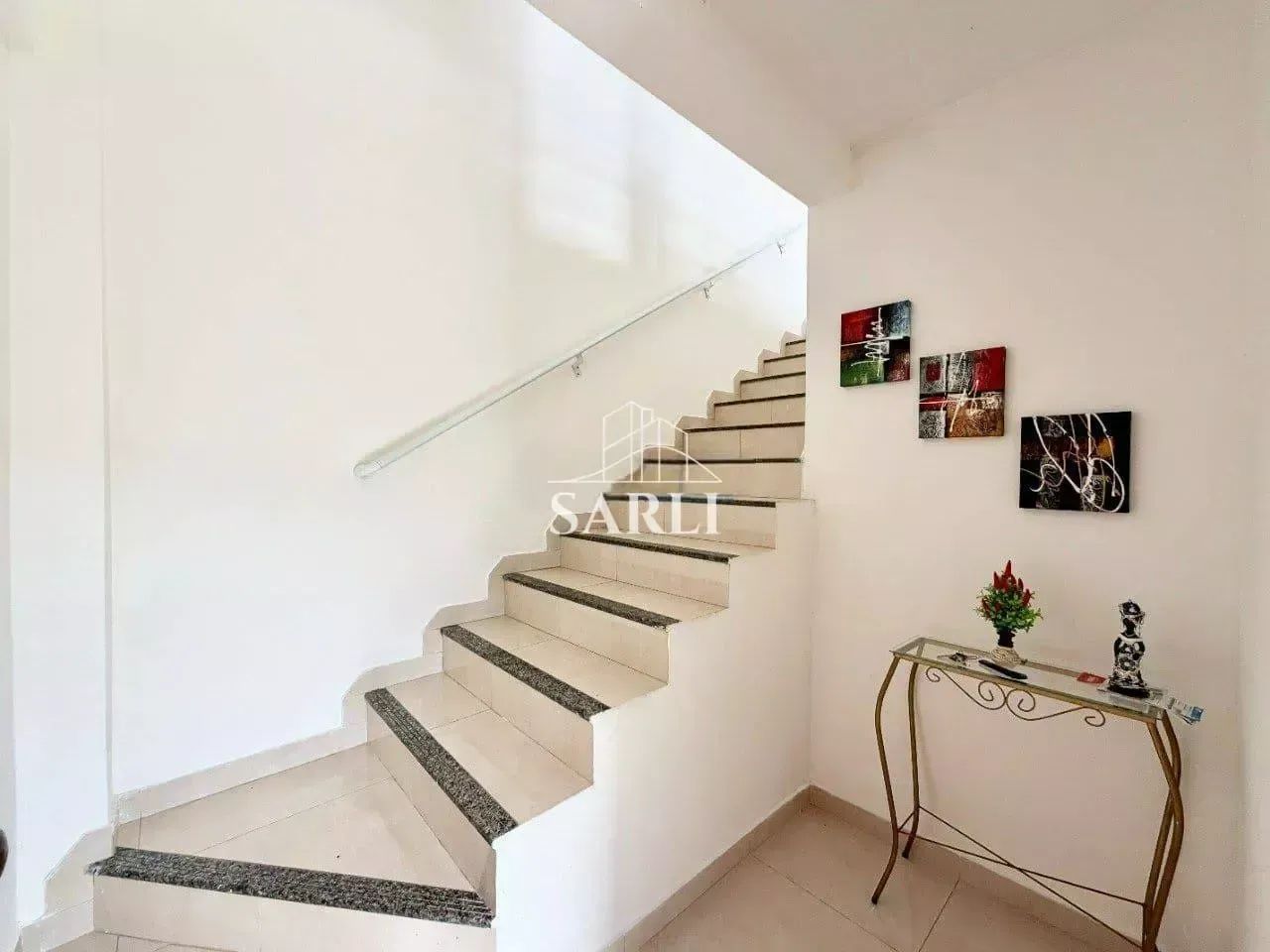 Sobrado mobiliado com 105m² e suíte no bairro Potecas  São José - Foto 5