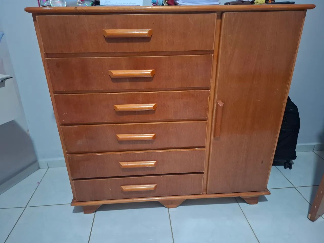 Cômoda 6 gavetas