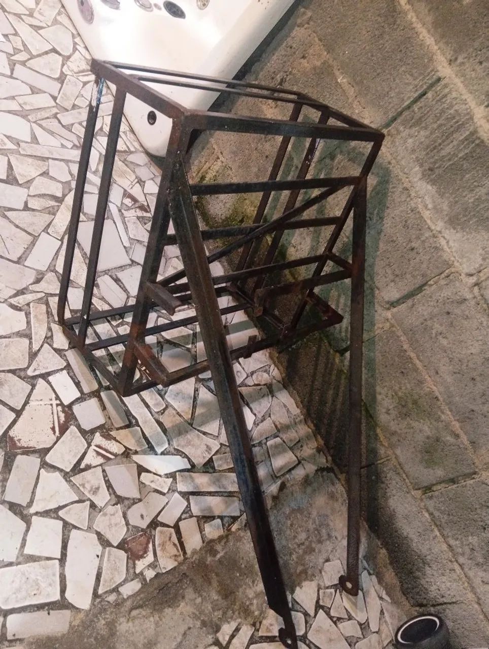 Suporte baú galão de água  - Foto 2