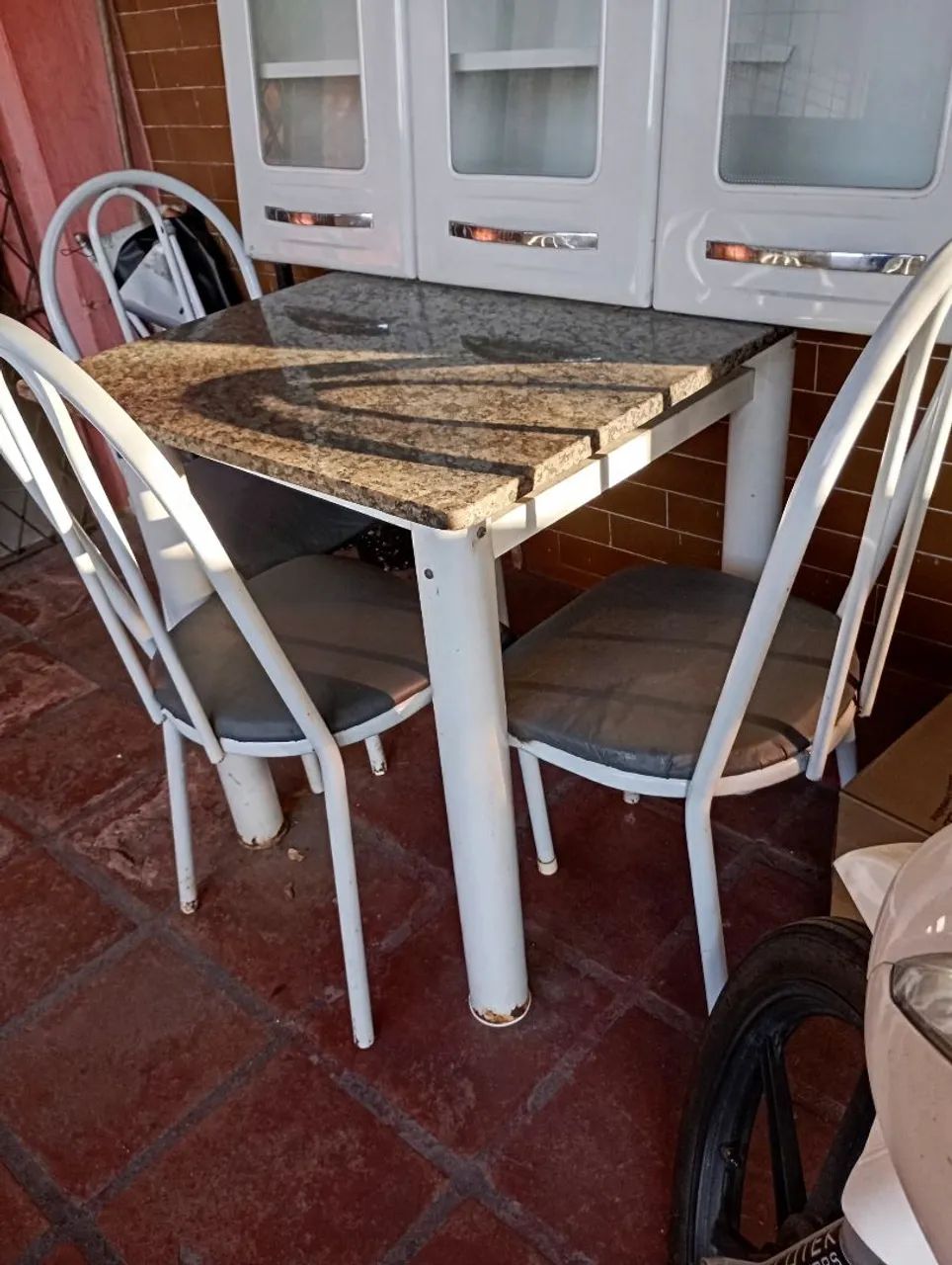 Vendo armário de cozinha e mesa - Foto 5