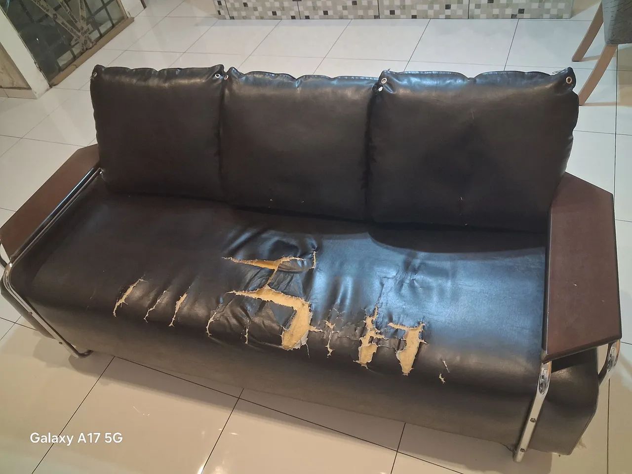 Sofá usado 65576095569153120