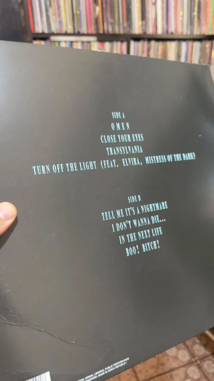 LP Vinil Kim Petras - Turn Off The Lights (Parte 1) - Foto 4
