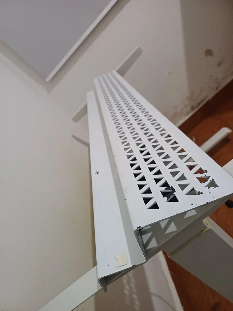 MESA ERGONONICA  AJUSTE DE ALTURA. - Foto 5