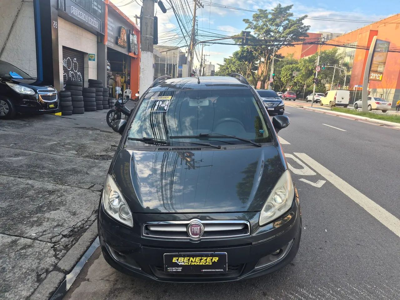 Fiat Idea Attractive 1.4 Fire Flex 8V 5P 2014 - Foto 2