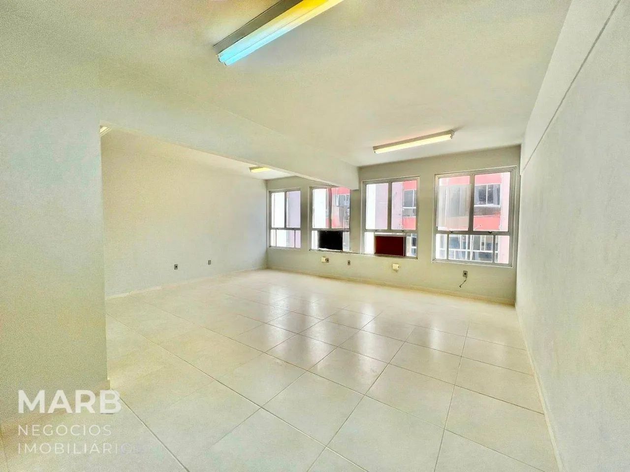 Sala à venda, 59 m² por R$ 355.000,00 - Centro - Florianópolis/SC - Foto 4