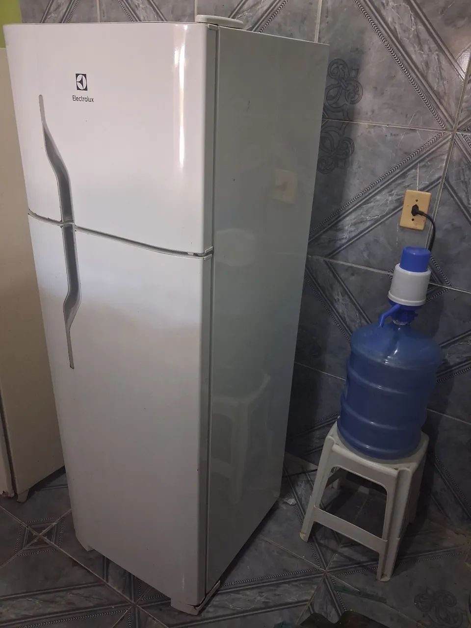 Geladeira Electrolux em ótimo estado. COM GARANTIA. - Foto 2