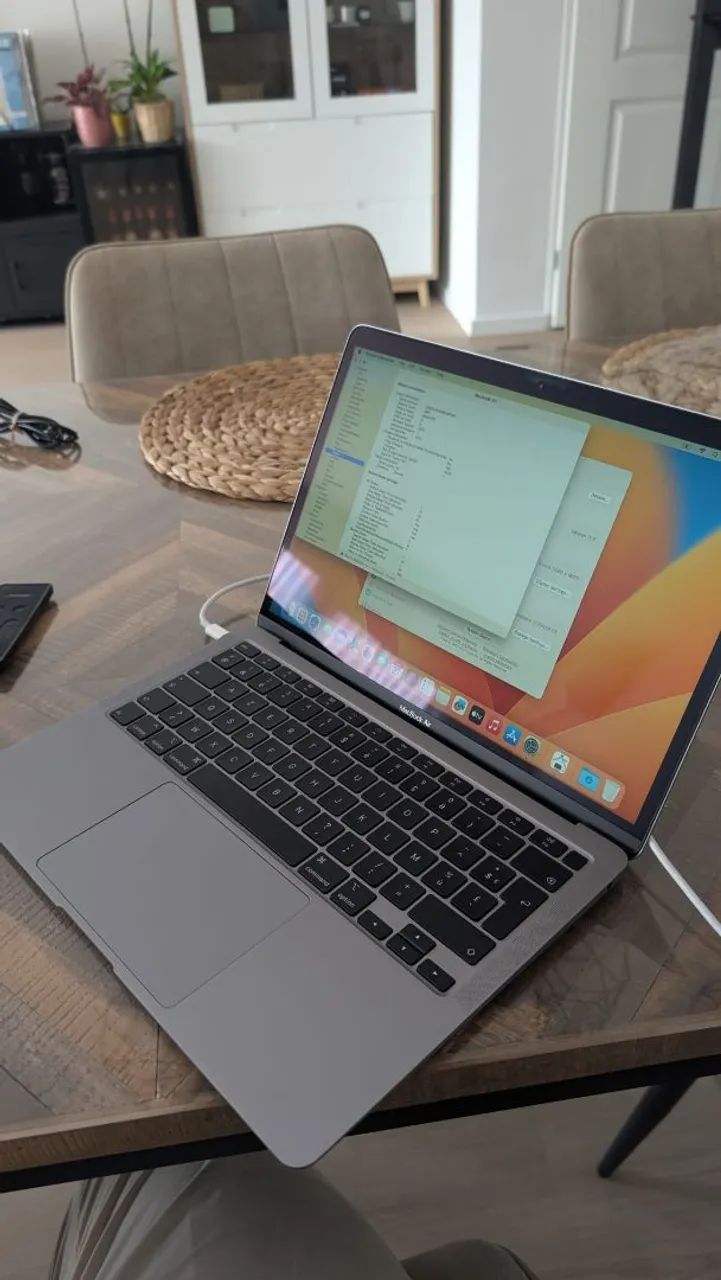 MacBook Air 13" Retina (2020)  - Foto 3