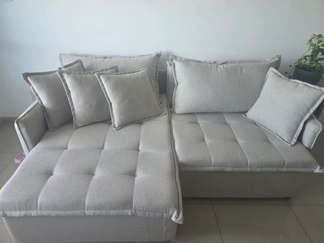 Vendo Sofá com poucos meses de uso