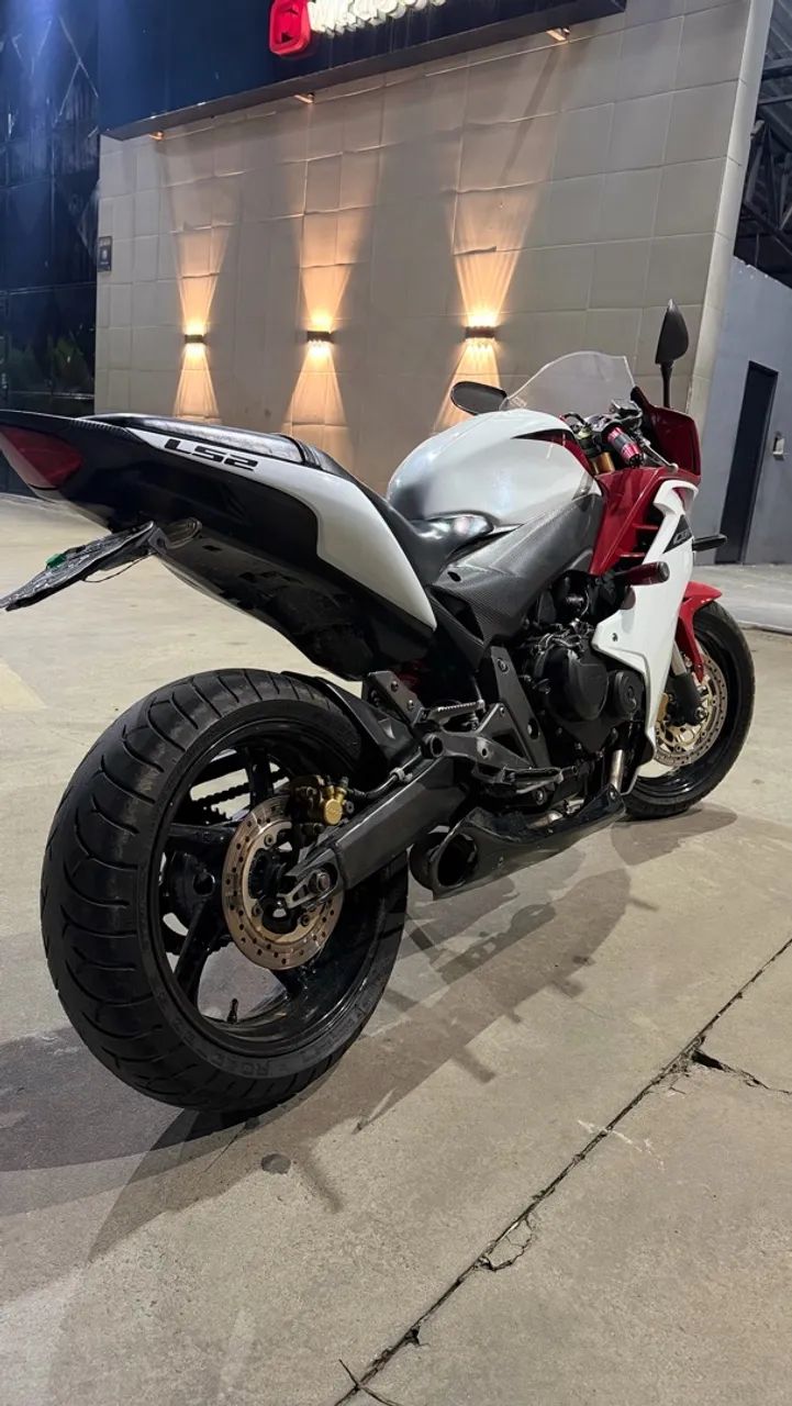 CBR 600 F  - Foto 3