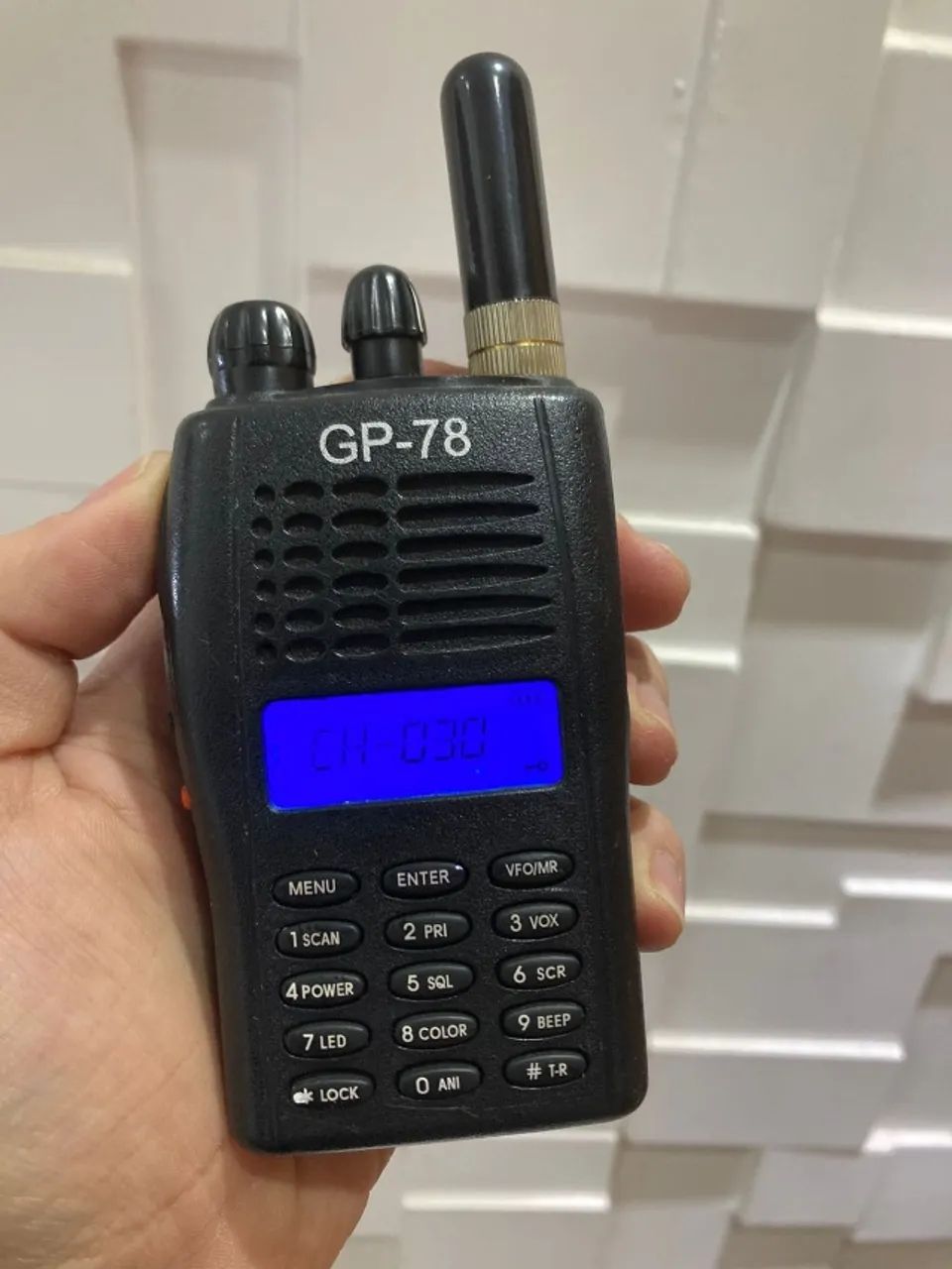 Radio Gp78 Uhf 400mhz A 470mhz (14 Unidades) Oportunidade para revender - Foto 3