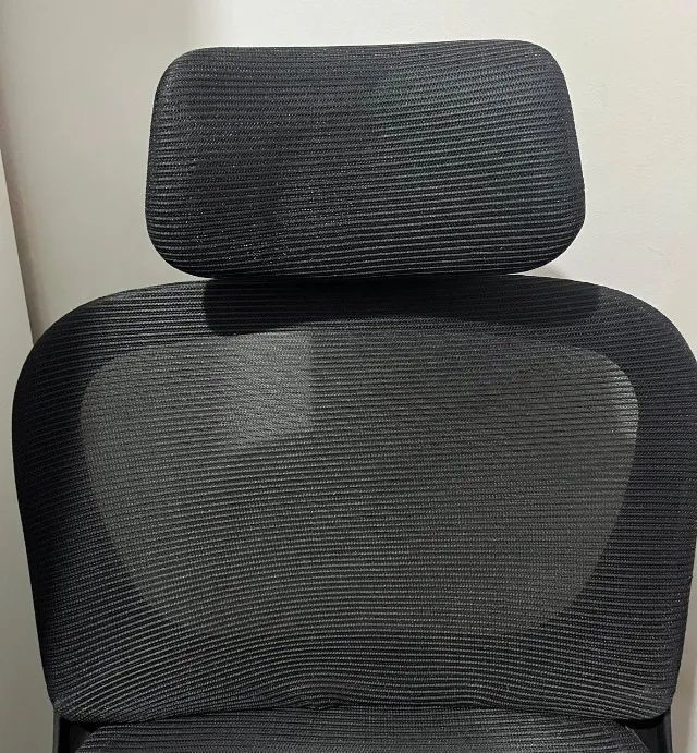 Vendo Cadeira de Escritorio Ergonomica - Foto 2