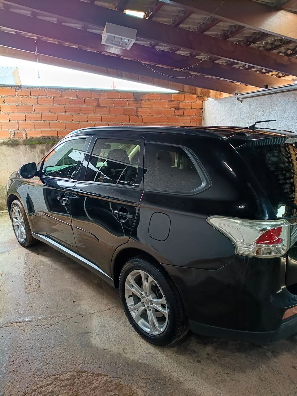 Mitsubishi Outlander 2.0 16V 160CV AUT. 2014