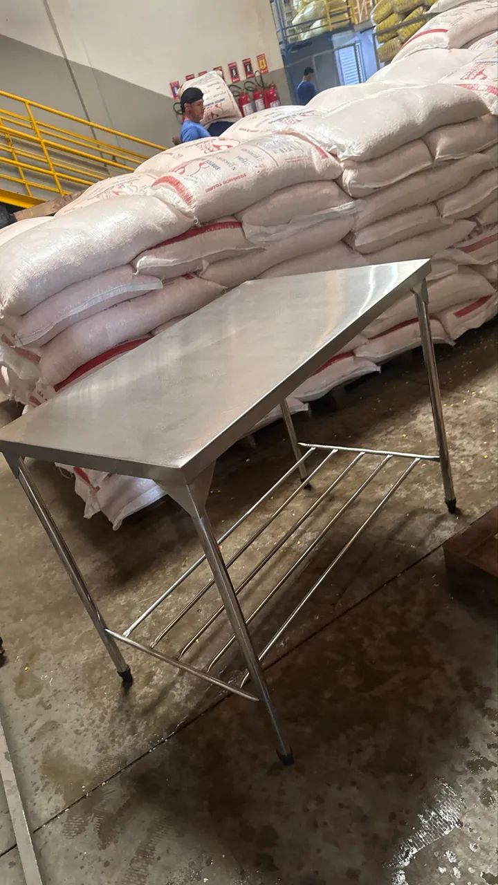 Mesa de inox 1.15x70