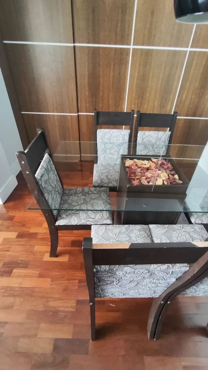 Mesa de vidro com 6 lugares  - Foto 2